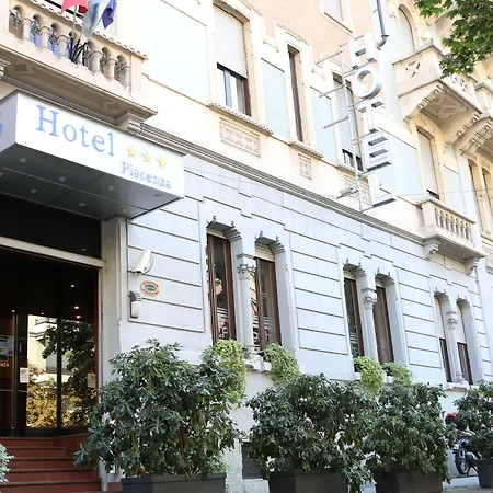 Hotel Piacenza Milán