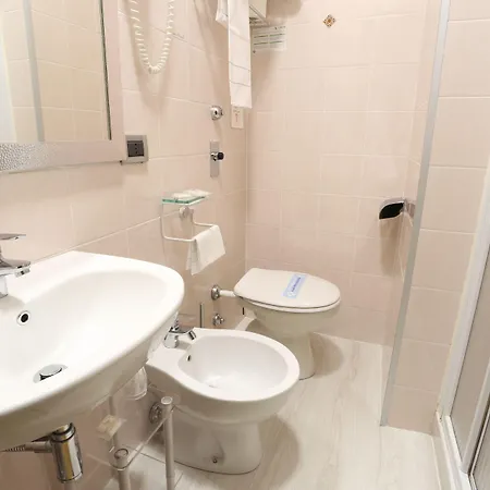 ピアチェンツァ ホテル ミラノ