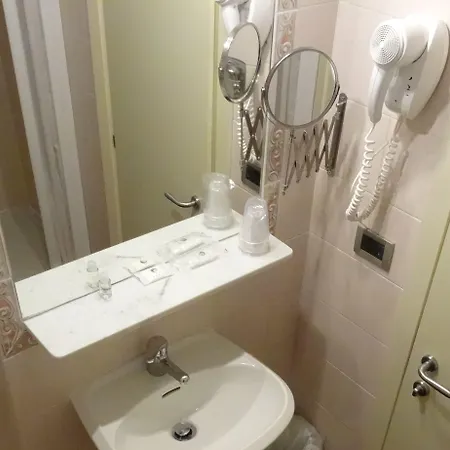 ピアチェンツァ ミラノ