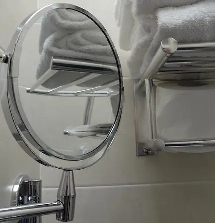 Piacenza Hotel Milan