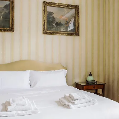 ホテル ピアチェンツァ 3*