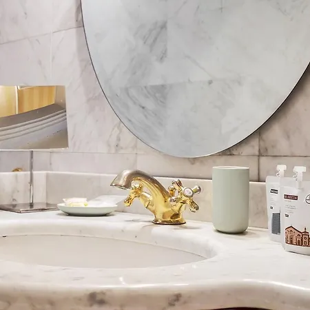 Hotel Piacenza Milan
