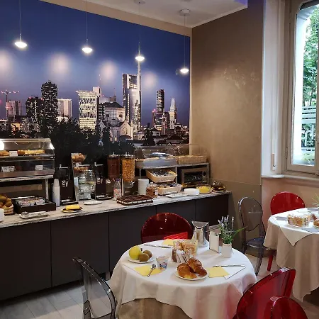 ピアチェンツァ 3*