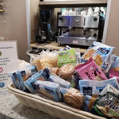 ホテル ピアチェンツァ 3*