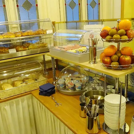 ホテル ピアチェンツァ ミラノ