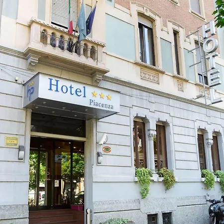 Piacenza 3* Milan