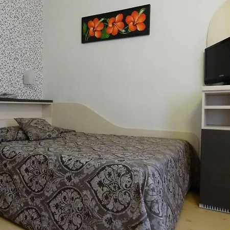 ホテル ピアチェンツァ